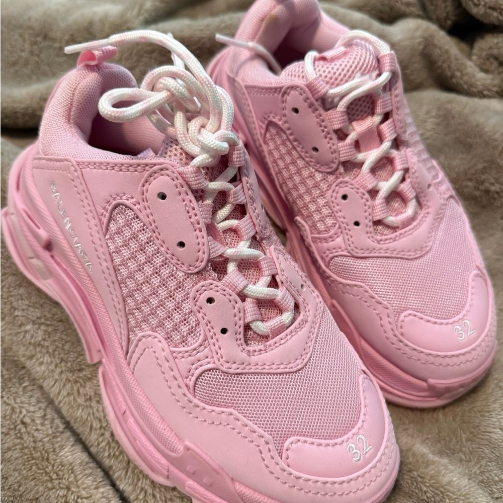 New Balenciaga Kids Triple S Barbie pink size 32 (1US)